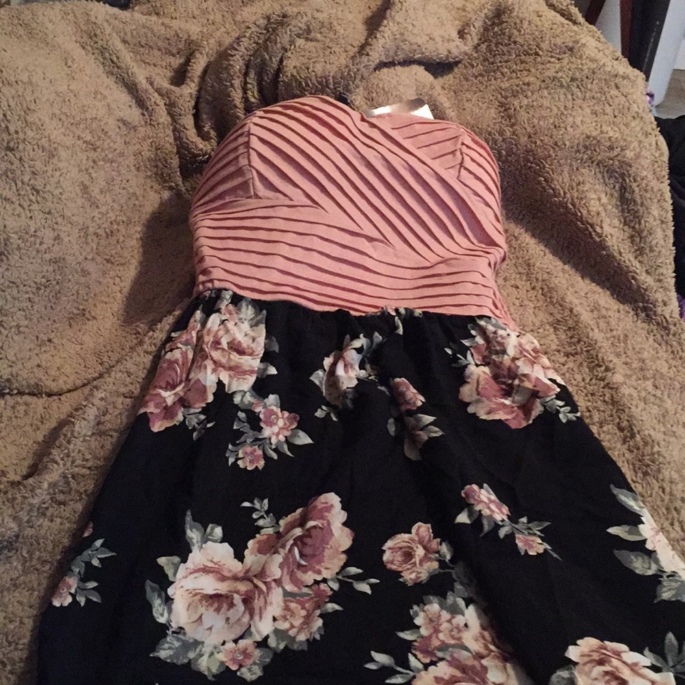 Strapless zumiez dress